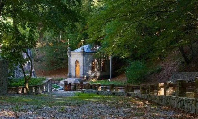 Алушта: достопримечательности, описание - фото5