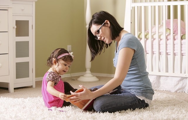 Няня для ребенка: основные обязанности и что она должна уметь - фото1