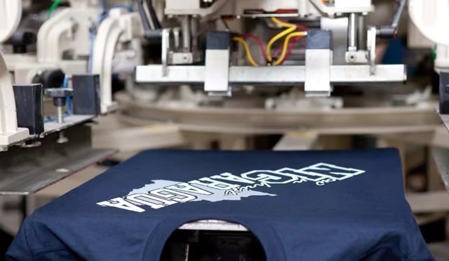 Печать на одежде: виды, особенности, какой способ лучше и для чего - фото2 Печать на одежде: виды, особенности, какой способ лучше и для чего - фото2