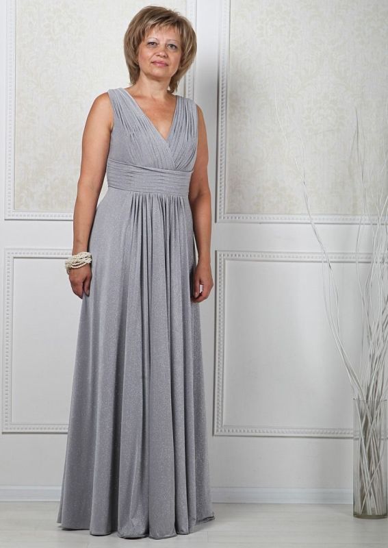 Вечернее платье на свадьбу для мамы жениха: фото5