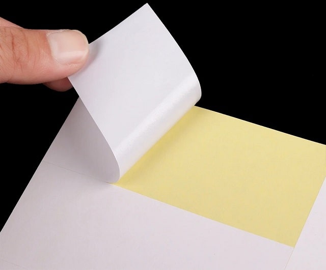 Самоклеящаяся бумага: что это такое, виды, применение - фото1 Самоклеящаяся бумага: что это такое, виды, применение - фото1