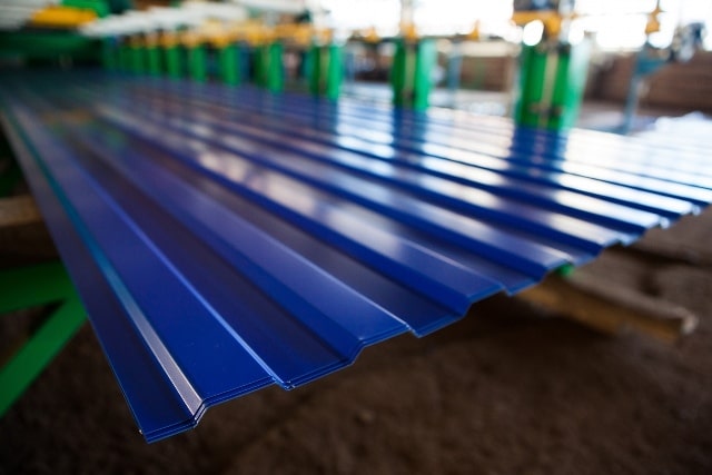 Профнастил: виды, характеристики, применение - фото1