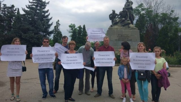 Жители Крыма просят российского президента защитить их от произвола нынешних властей (видео)