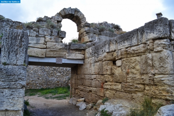 Приезд министра культуры в Крым завершился отставкой только что назначенного директора Херсонеса