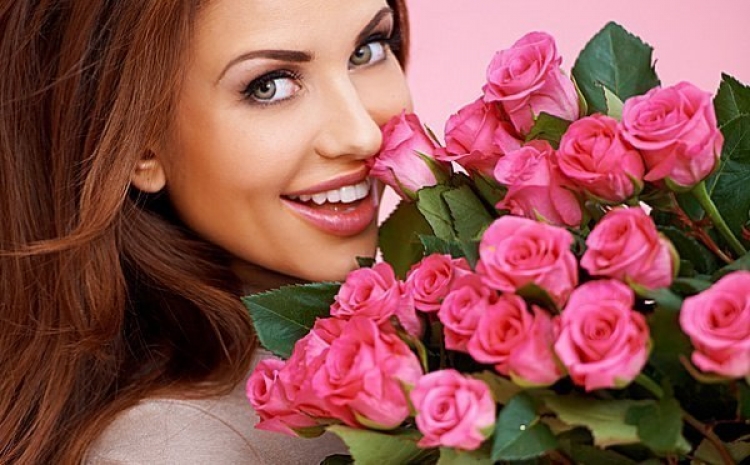 Купить цветы с доставкой по Новосибирску - всегда хорошая идея