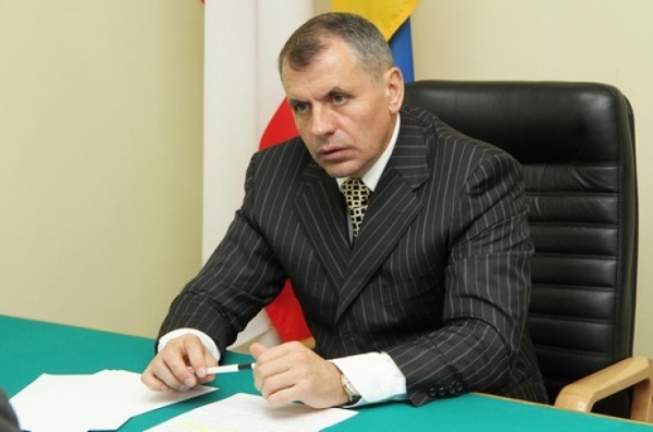 В Евпатории демонтируют три аварийных общежития