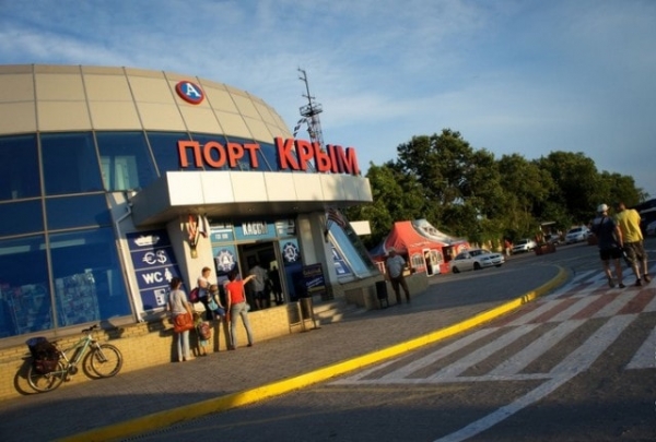 Игнорируя санкции, в порта Крыма продолжают прибывать иностранные корабли