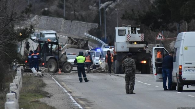 Камни с неба в Крыму все-таки посыпались (видео)
