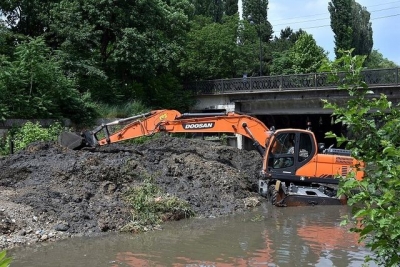 В столице Крыма завершили очистку русла р. Салгир
