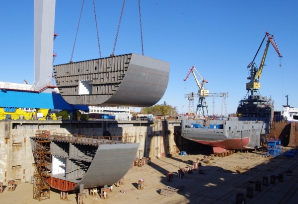 На Керченском «Заливе» хотят выпускать ледоколы 