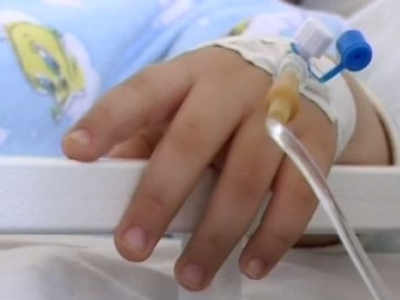 Двухлетний мальчик впал в кому - мать винит медиков