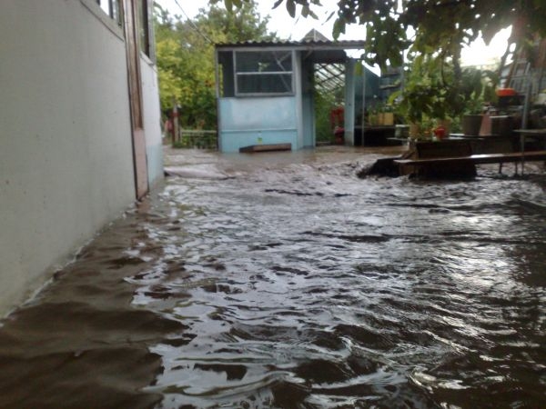 Салгир разбушевался в Симферопольской районе 