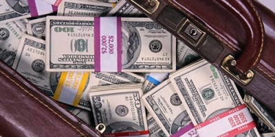 В Симферополе неизвестный украл у пенсионера 1,5 млн рублей