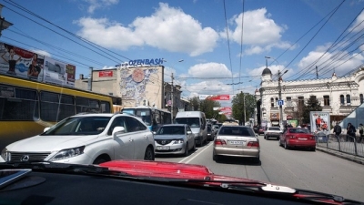 В Симферополе завершаются работы по переводу нескольких улиц на одностороннее движение