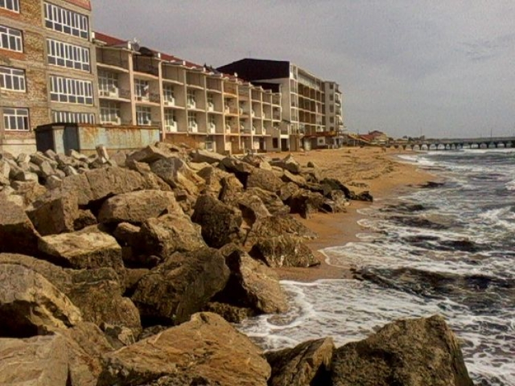 В Крыму до сих пор не разобрались с незаконным строительством, «разборки» продолжается еще месяц