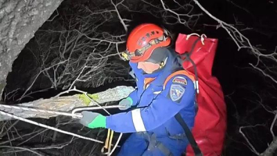 С 50-метровой высоты на горе Мердвен-Кая спасли туриста