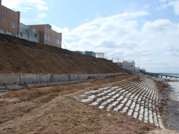 Рухнувшую в Николаевке набережную еще не восстановили 