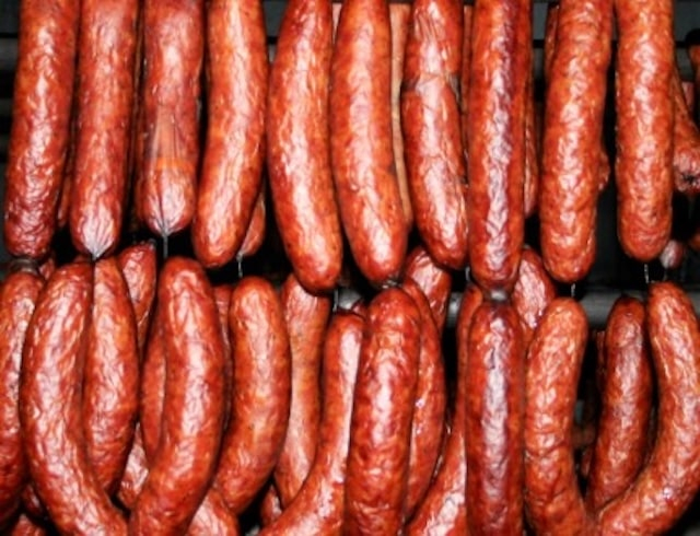 В Крыму и Севастополе уничтожили более восьми тонн мясной продукции