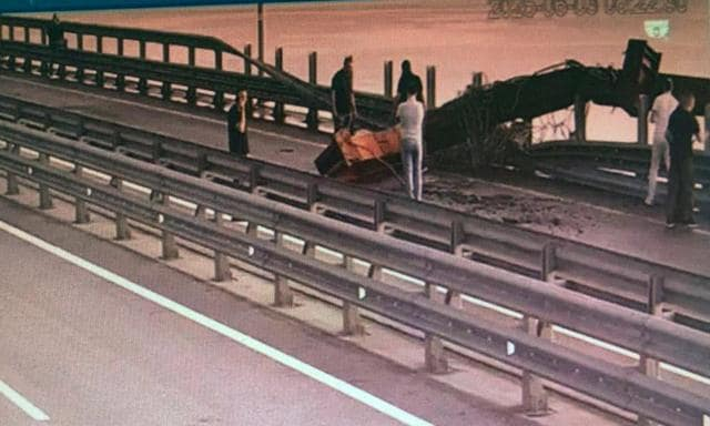 СБУ провела подводную операцию по подрыву Крымского моста