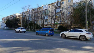 Семилетняя девочка пострадала в результате тройной аварии в Севастополе