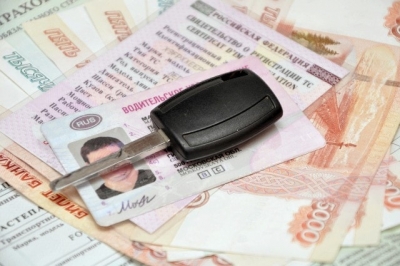 Сотрудники МРЭО Севастополя осуждены за незаконную выдачу прав