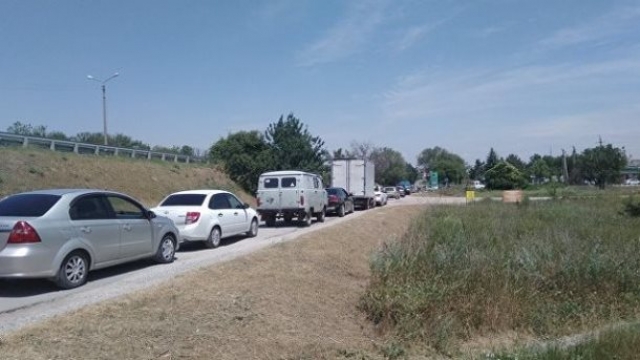 В Крыму на заправках повсеместно исчез газ