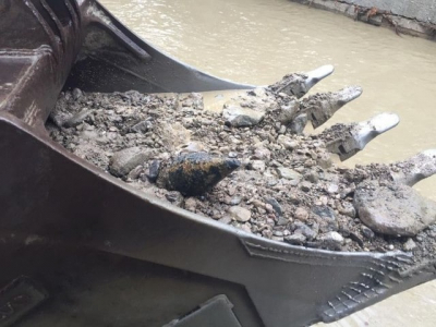 Со дна реки Дерекойки в Ялте достали свыше 50-ти снарядов времен Второй мировой войны