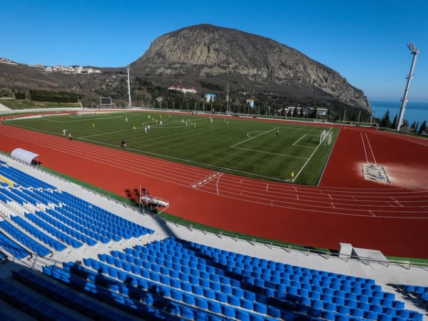 Крымский футбол получил специальный статус 