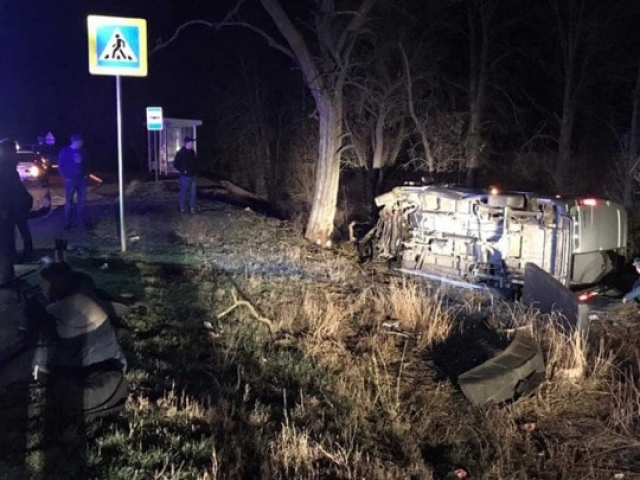 В ДТП под Симферополем пострадали девять человек