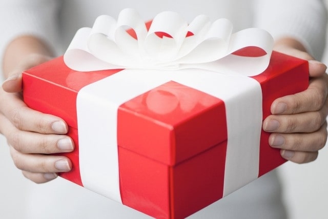 Подборка идей подарков для сестры