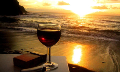 Семь красных вин Крымского полуострова признаны лучшими напитками этого года