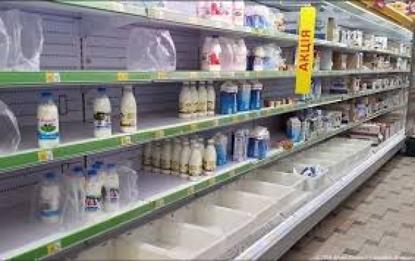 В Севастополе молочной продукции хватит на 5 дней