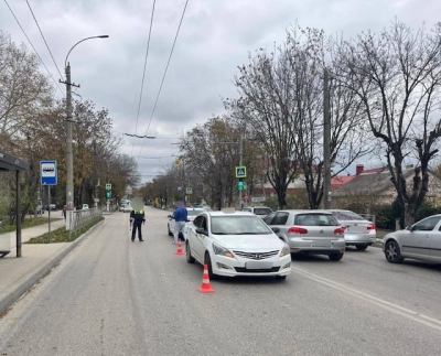 В Симферополе под колеса легкового автомобиля попал семилетний мальчик