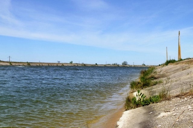 Стало известно, при каком условии Украина может дать воду Крыму