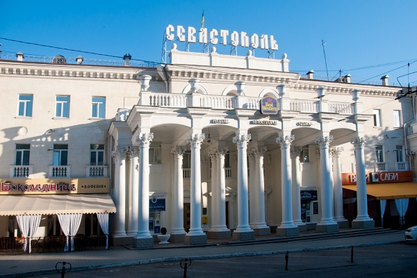 День гимна в Севастополе отметят пока без флага и герба города