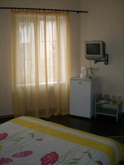 Сквозь «патоку» о готовности к курортному сезону прорывается реальность