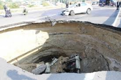 Работы по восстановлению участка симферопольской трассы завершатся к лету