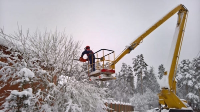 Непогода продолжает испытывать Крым