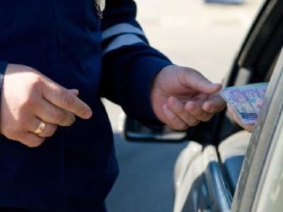 Чиновники Крыма стали фигурантами конфликта с ростовскими инспекторами ДПС