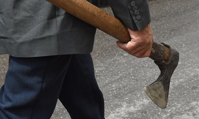 61-летний крымчанин зарубил топором свою жену – дело направлено в суд