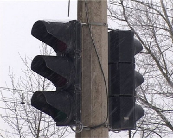 Светофор раздора: проблемой поломанного светофорного объекта в Керчи занялась прокуратура