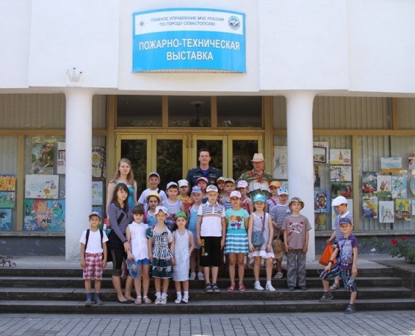 Пожарные позаботились о профилактике чрезвычайных ситуаций с детьми