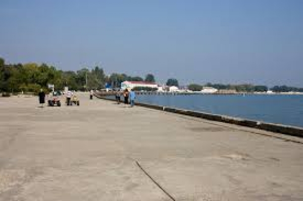 В мэрии Керчи нерадивым предпринимателям дали десять дней для наведения порядка