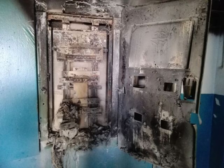 В жутком огне в Керчи могли сгореть десятки людей