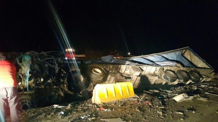 В лобовом столкновении двух грузовиков выживших не оказалось