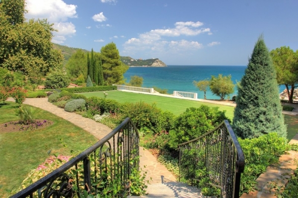 Вход в парк дома отдыха «Айвазовское» бесплатный – подтвердила прокуратура