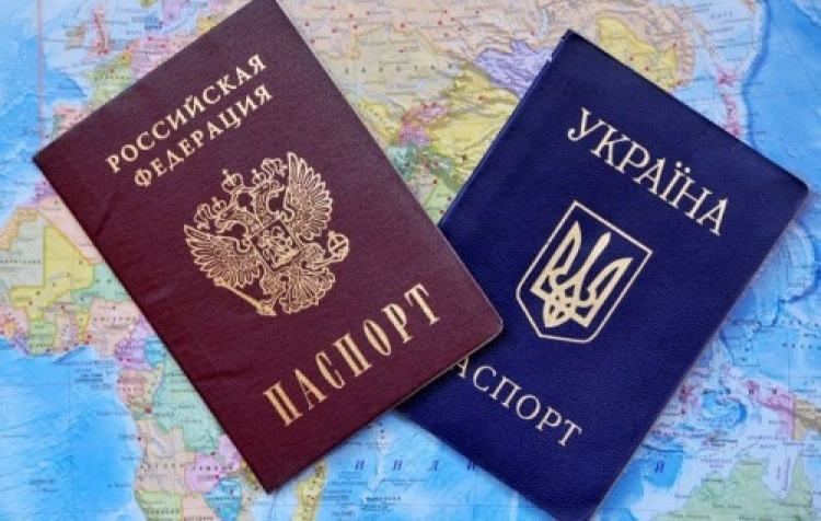 Инициатива о лишении жителей Крыма украинского гражданства вызвала дискуссию