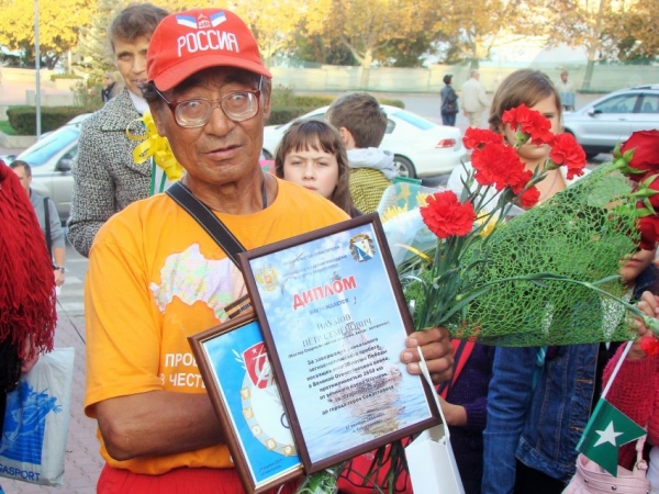 Бегун из Якутии достиг Севастополя