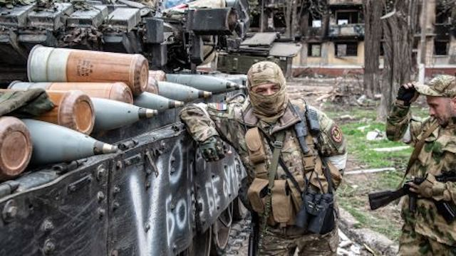 Херсонско-крымская группировка российских войск может попасть в оперативное окружение