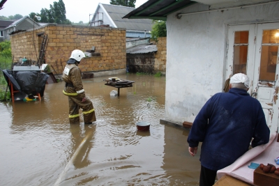 Десять тысяч на подворье – такова помощь правительства пострадавшим от наводнения в Джанкое